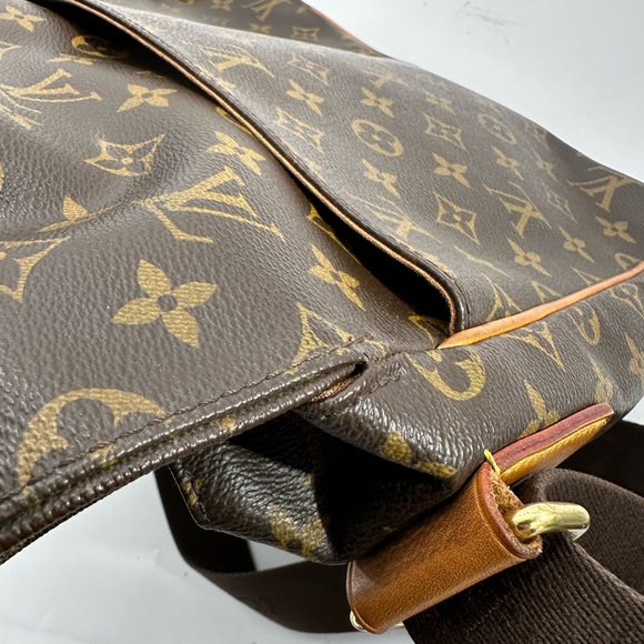 Louis Vuitton Monogram Canvas Messenger Bag Shoulder Bag - Picture 9 of 16
